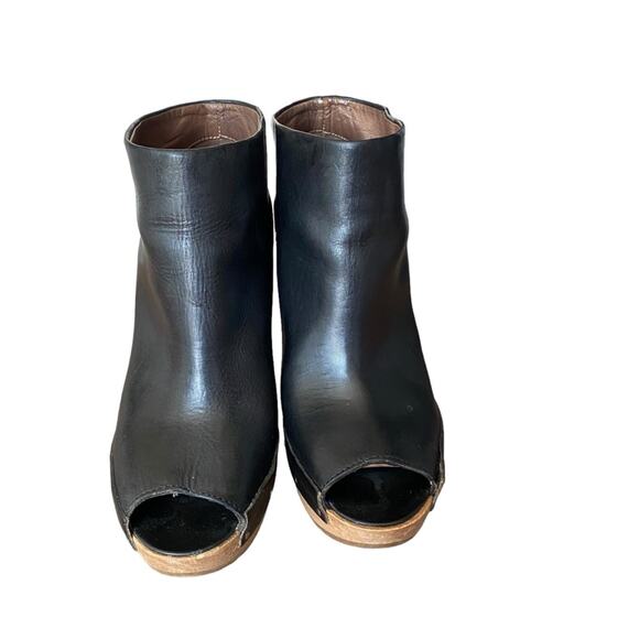 Marni Black Leather Studded Peep Toe Wooden Heel Platform Shoes size 37 US 7 - Picture 2 of 9